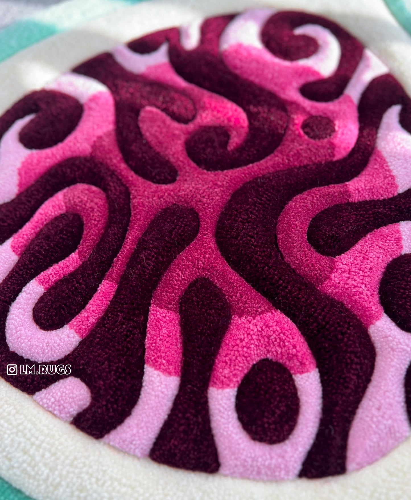 Fig Rug in Green & Pink