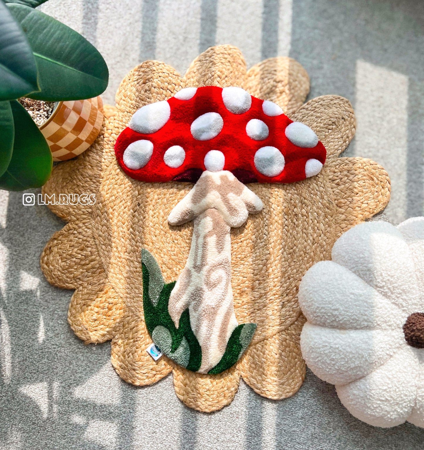 Mini Hangable Mushroom Rug