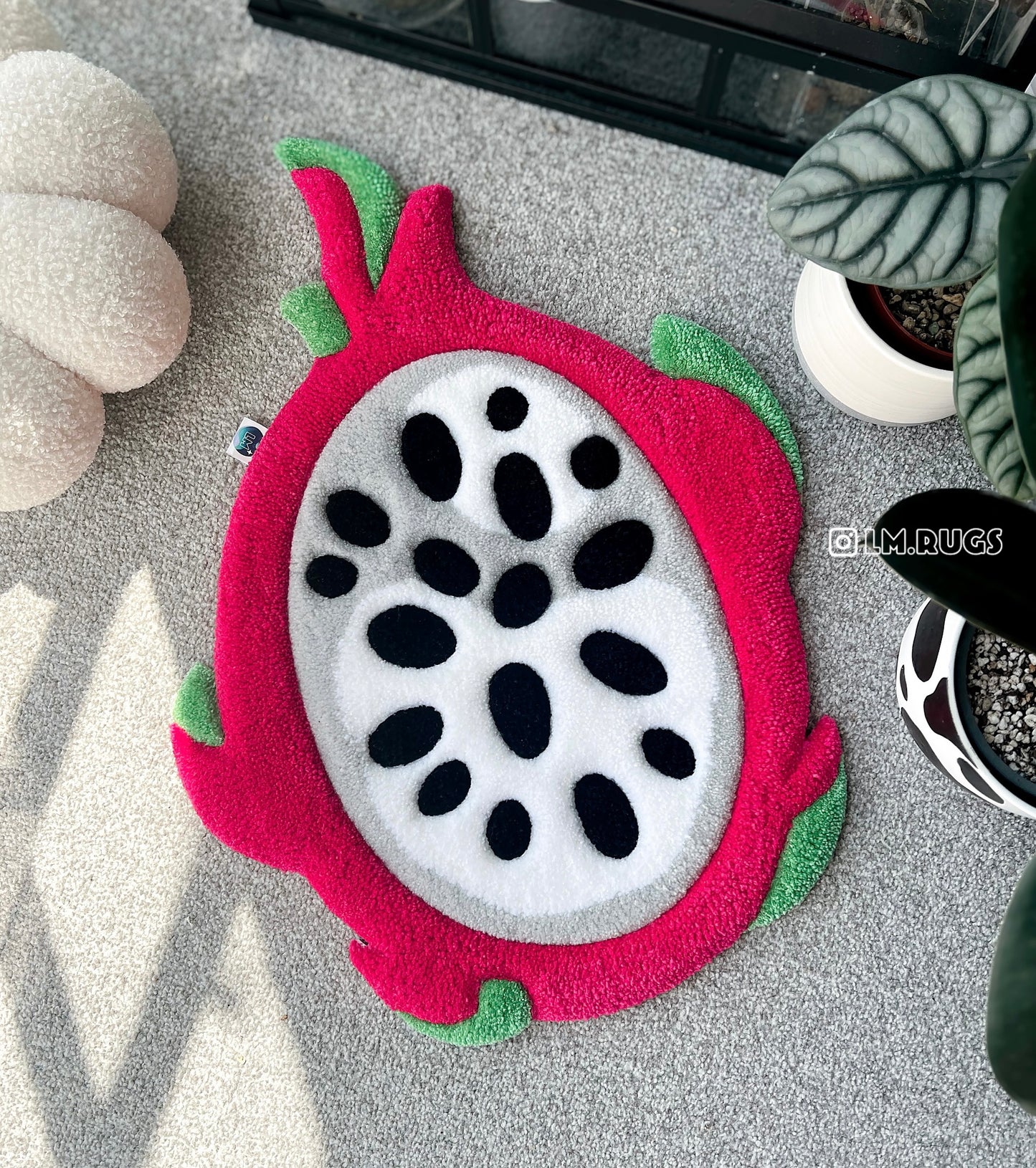 Hangable Dragon Fruit Rug