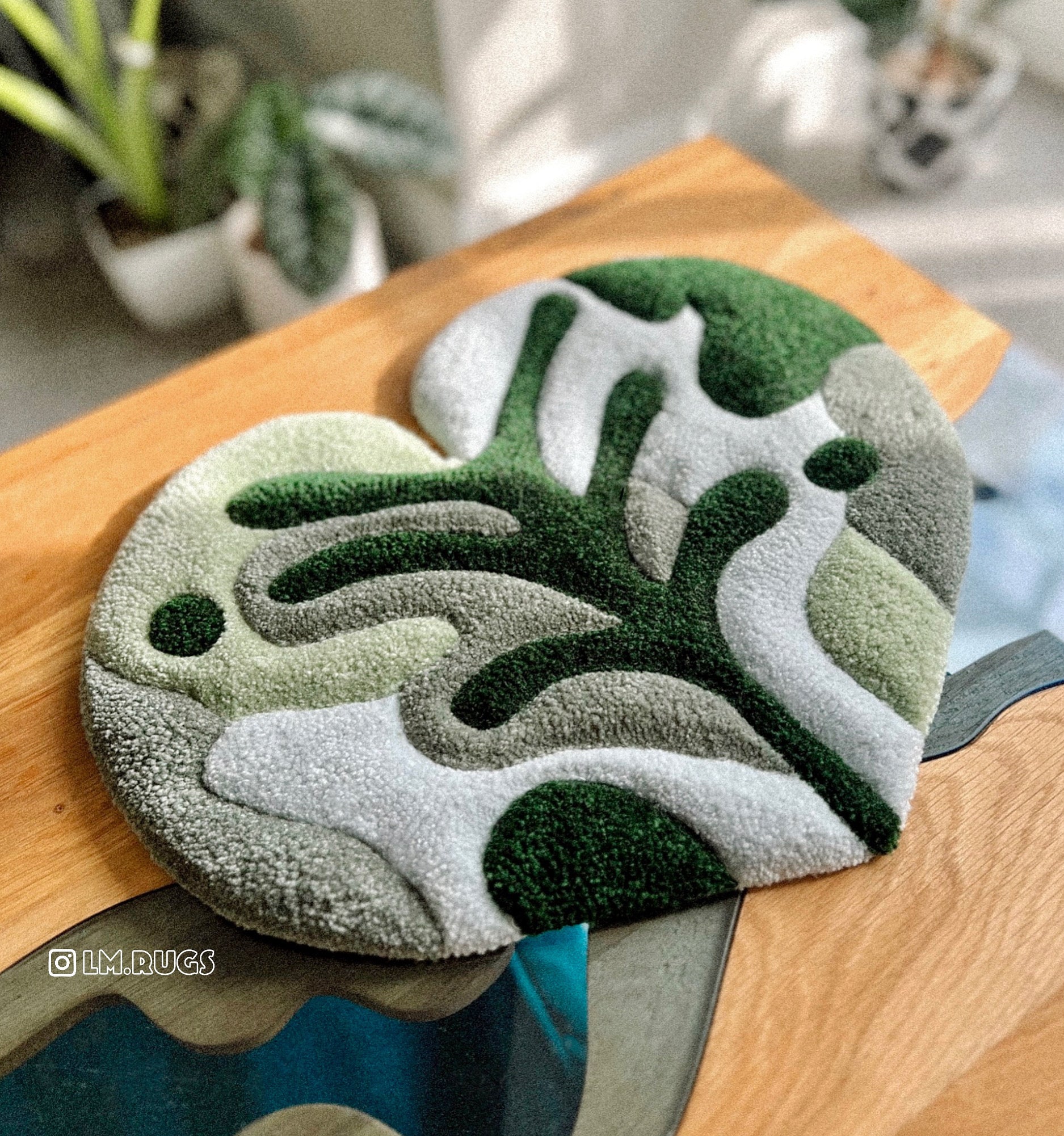 Autumn Hangable Leaf Rugs – Labeled Masterpieces