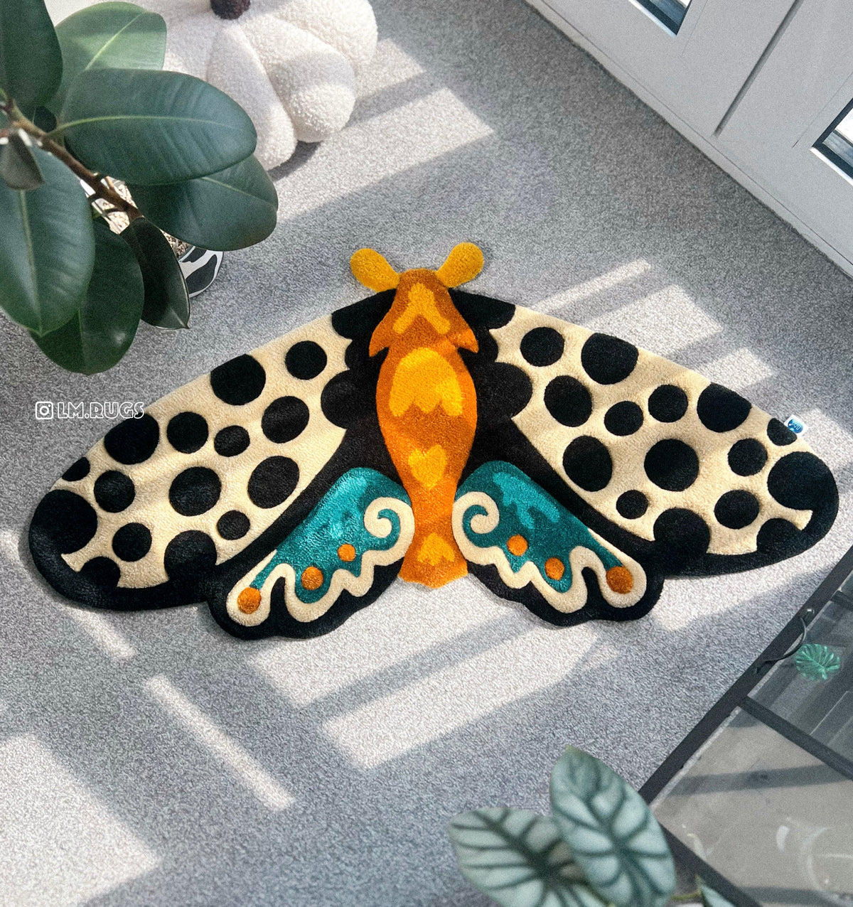 Moth Rug Design Spotted Moth Hangable Rug – Labeled Masterpieces